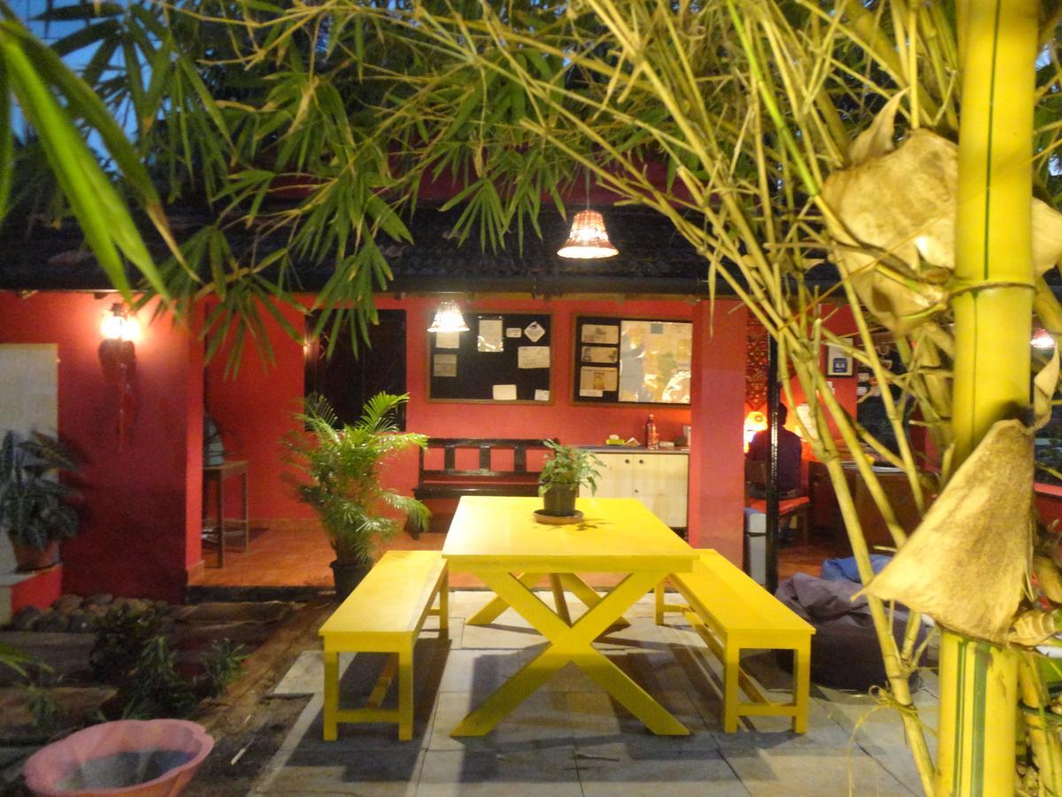 The Yuppi Hippi Female Hostel Anjuna Exteriör bild